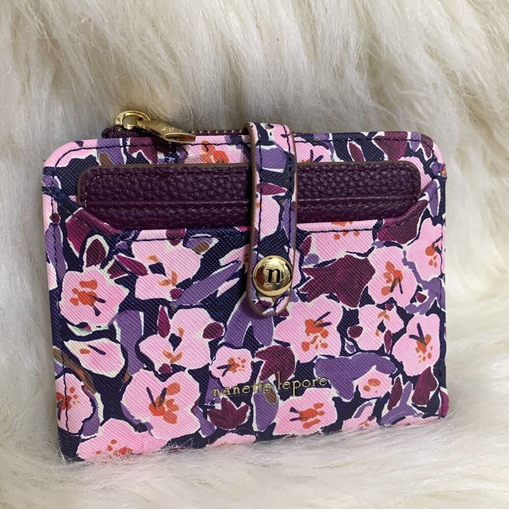 NANETTE LEPORE Purple Floral PLUM BLOSSOM "Leza" Bifold Wallet w/ID Pass Case